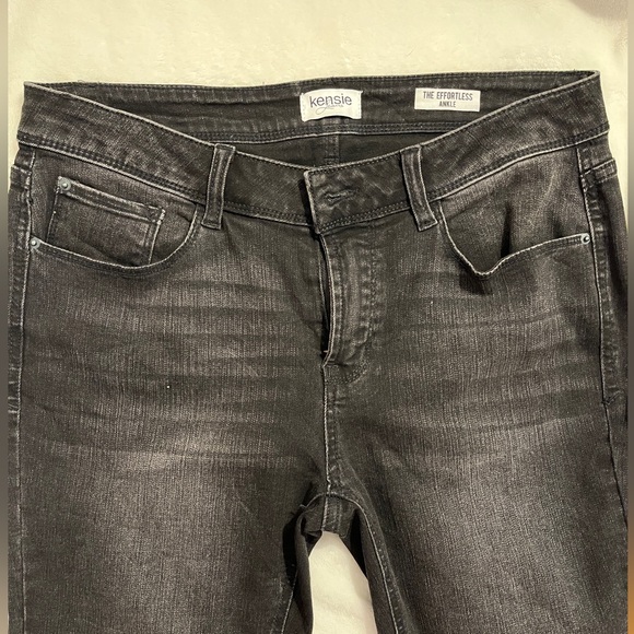 Kenzie Effortless Ankle Jean in Black Size 8 - Picture 7 of 7